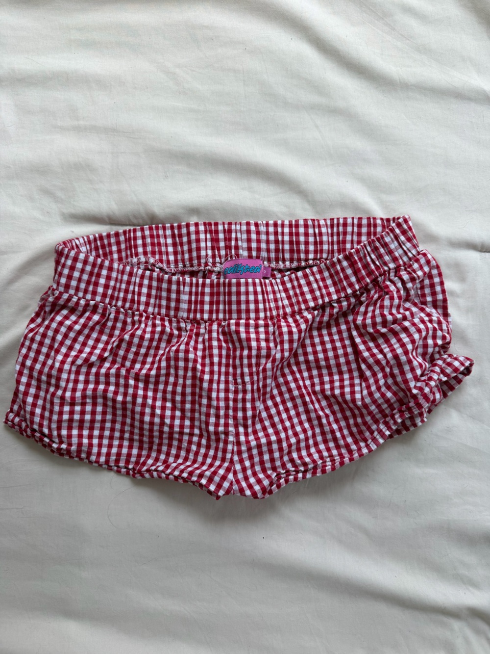 Edikted Shorts - Picture 2 of 4